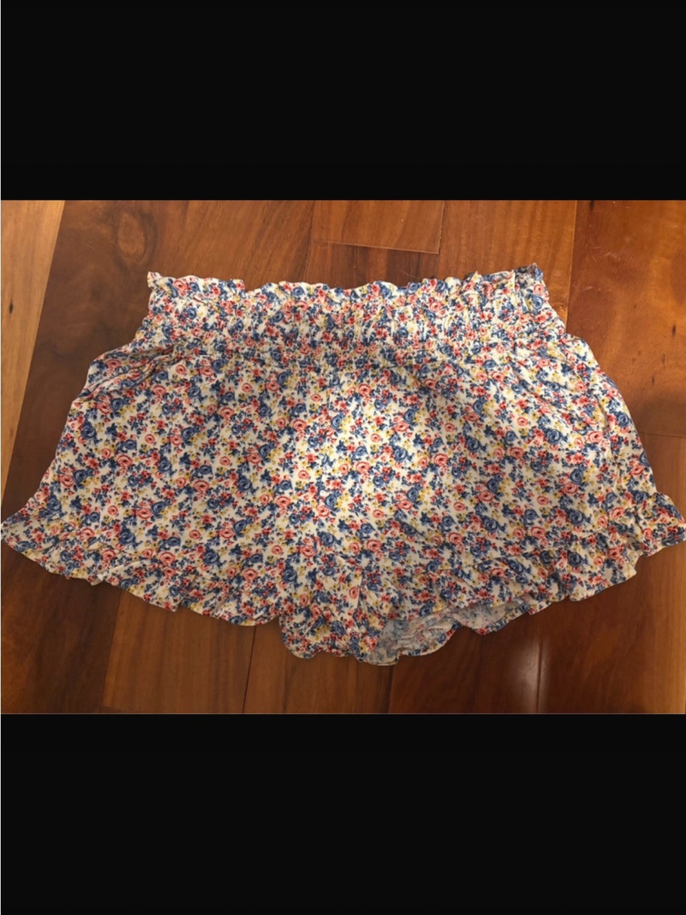 Floral Ruffle Waist Women’s Shorts - White with Blue & Pink Floral